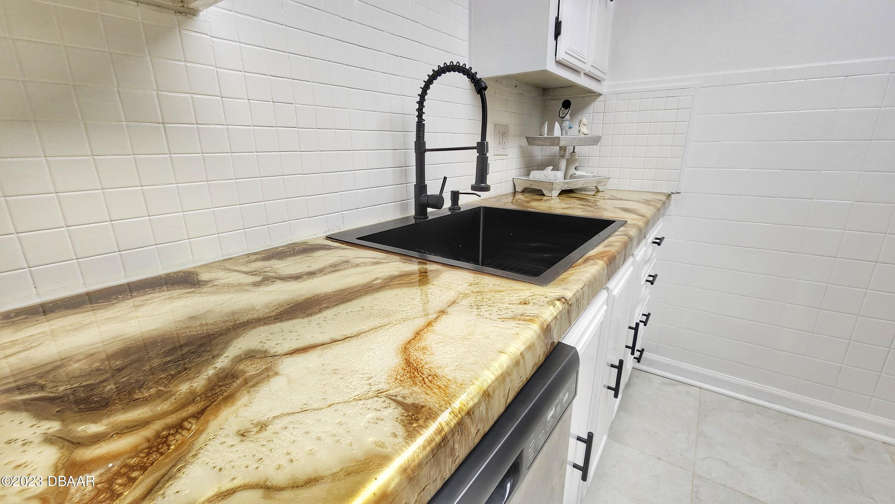 2750 Ocean Shore Boulevard, Unit 8 Ormond Beach, FL 32176 - Photo 46 of 60 20230726_194320-01