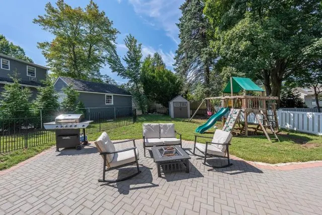 $885,000 | 660 Arcadia Road, Ridgewood, NJ 07450