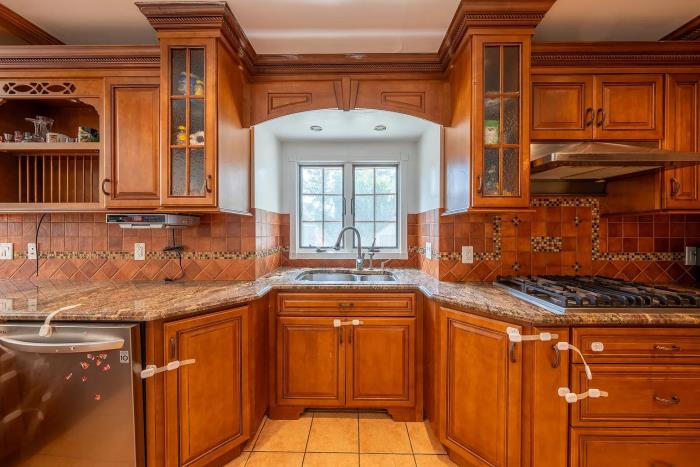 660 Arcadia Road Ridgewood, NJ 07450 - Photo 3 of 39