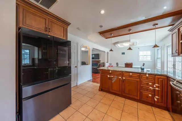 $885,000 | 660 Arcadia Road, Ridgewood, NJ 07450