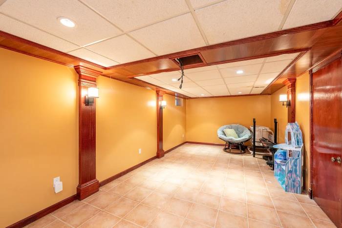 660 Arcadia Road Ridgewood, NJ 07450 - Photo 7 of 39