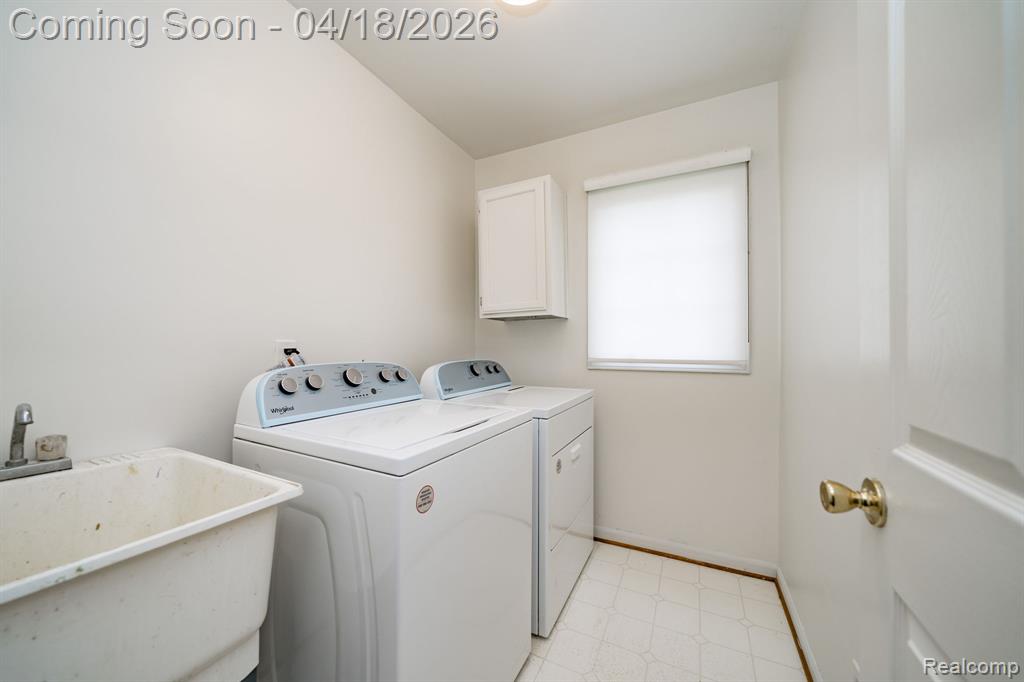 3598 Sahalee Drive Rochester Hills, MI 48309 - Photo 31 of 48