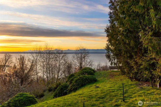 $909,998 | 1932 Northwest Blue Ridge Drive, Seattle, WA 98177