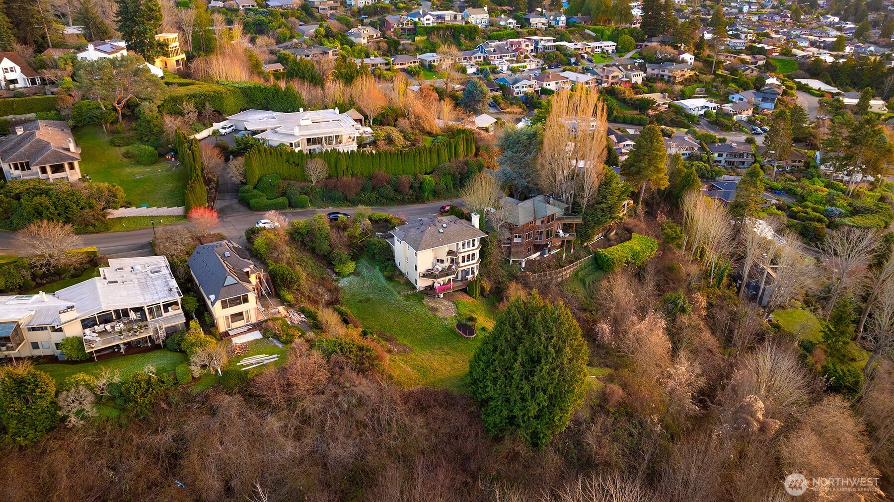 1932 Northwest Blue Ridge Drive Seattle, WA 98177 - Photo 15 of 16