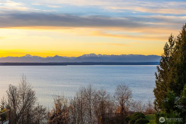 $909,998 | 1932 Northwest Blue Ridge Drive, Seattle, WA 98177