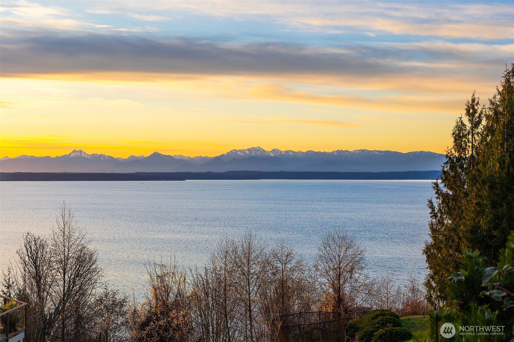 1932 Northwest Blue Ridge Drive Seattle, WA 98177 - Photo 10 of 16