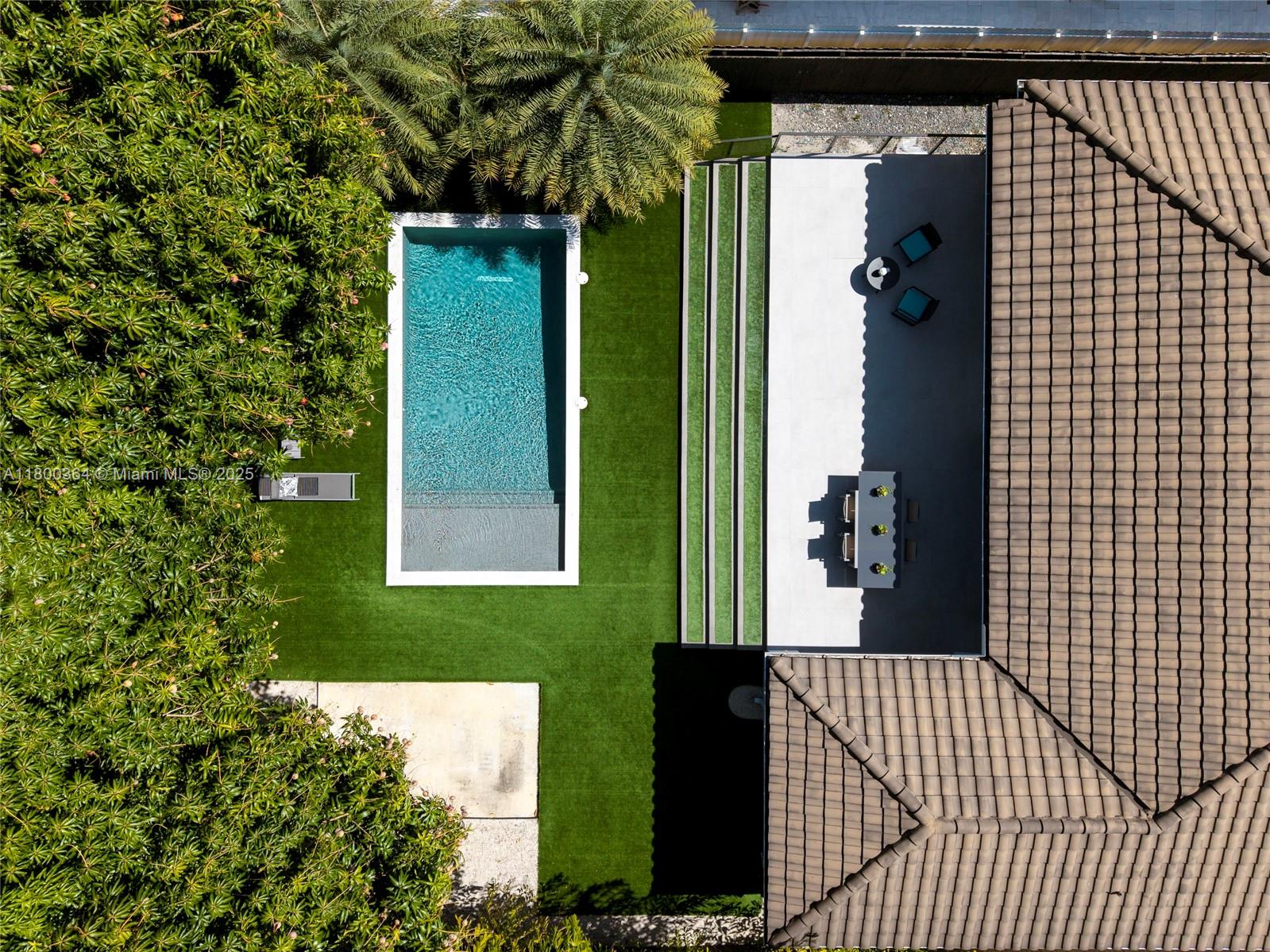 4275 Prairie Avenue Miami Beach, FL 33140 - Photo 27 of 61