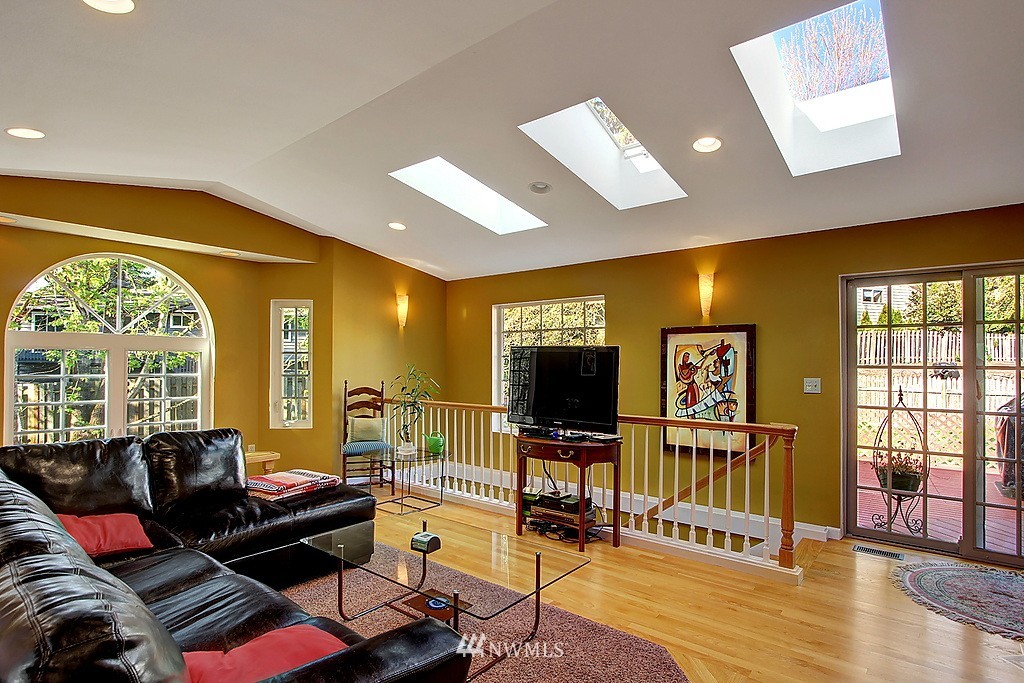 16012 Southeast 180th Place Renton, WA 98058 - Photo 14 of 24 Gallery Image 14