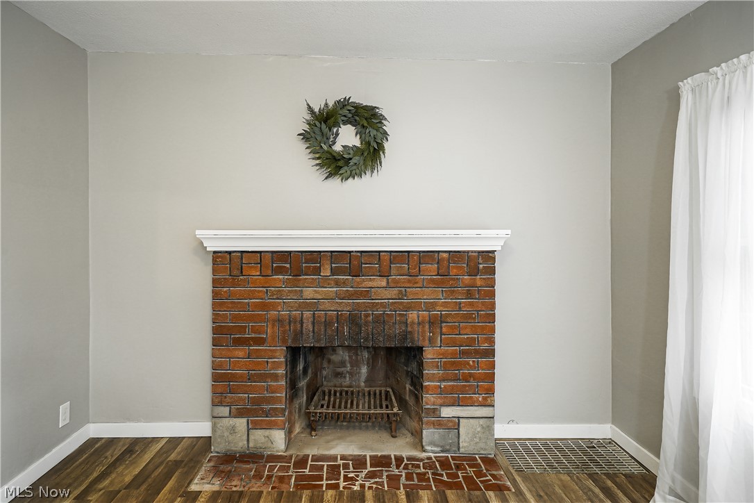 254 Mathews Road Youngstown, OH 44512 - Photo 6 of 33