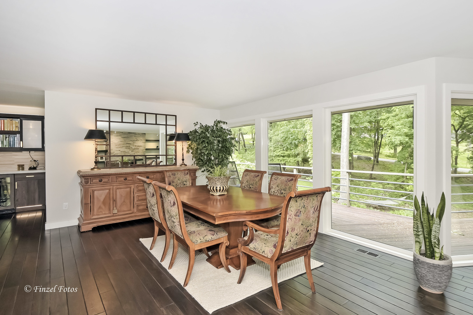 186 Stonegate Road Trout Valley, IL 60013 - Photo 11 of 38