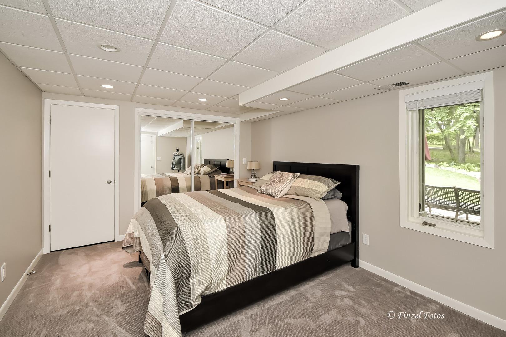186 Stonegate Road Trout Valley, IL 60013 - Photo 27 of 38