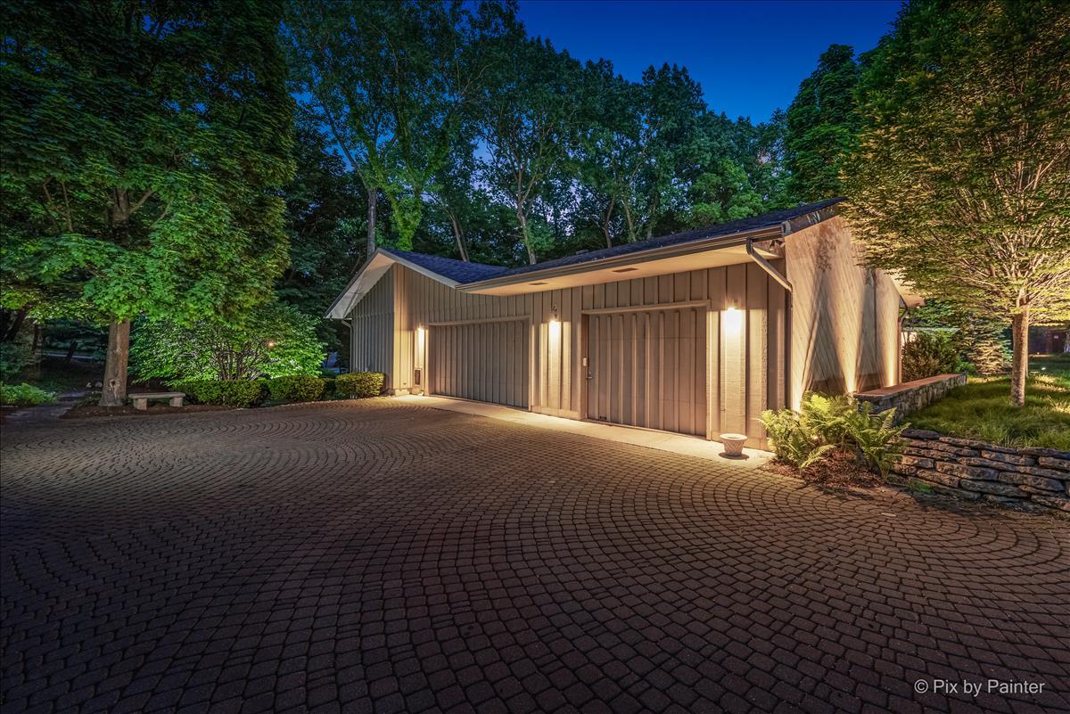 186 Stonegate Road Trout Valley, IL 60013 - Photo 7 of 38