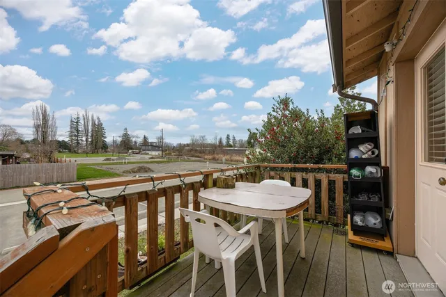 $649,744 | 5698 2nd Avenue, Ferndale, WA 98248