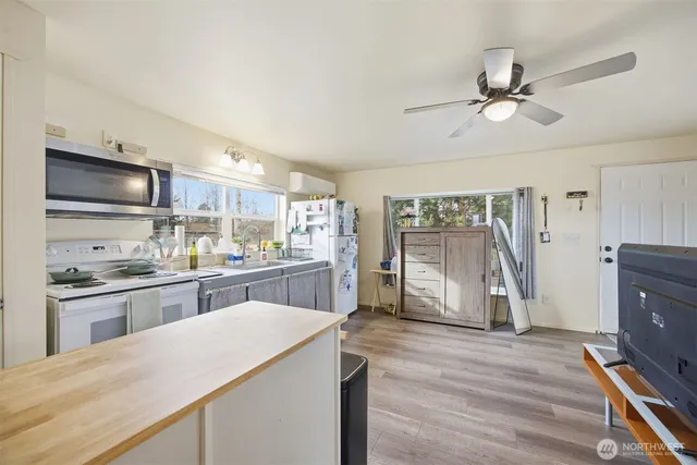 $649,744 | 5698 2nd Avenue, Ferndale, WA 98248