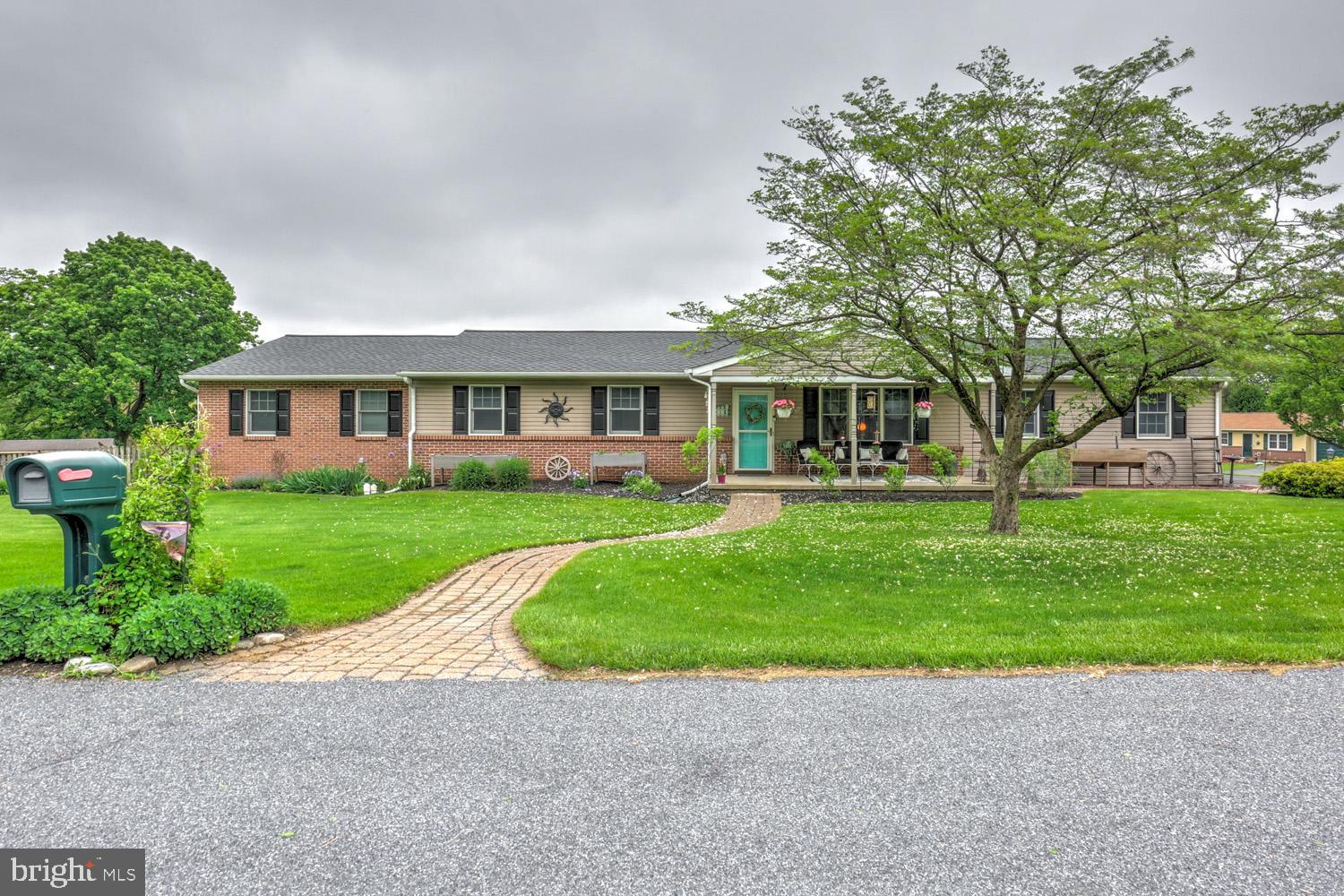 1 Eric Road Ronks, PA 17572 - Photo 4 of 58 Gallery Image 4