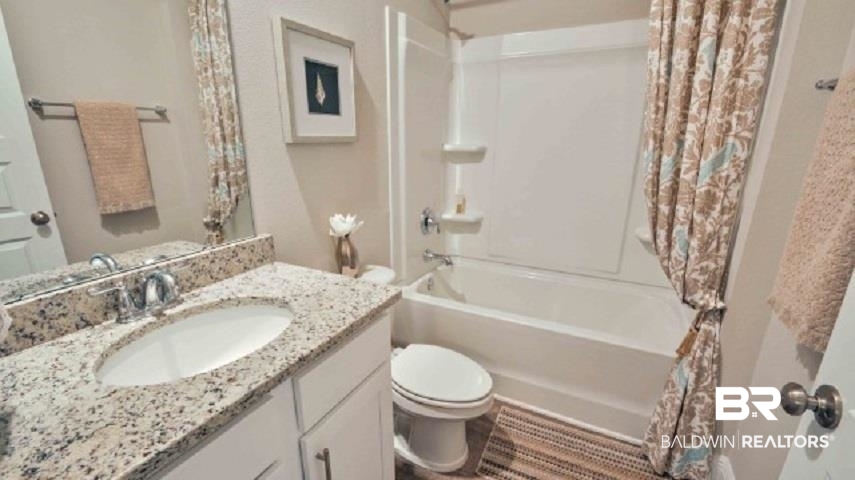 7949 Calverton Street Foley, AL 36535 - Photo 16 of 17 Guest Bath