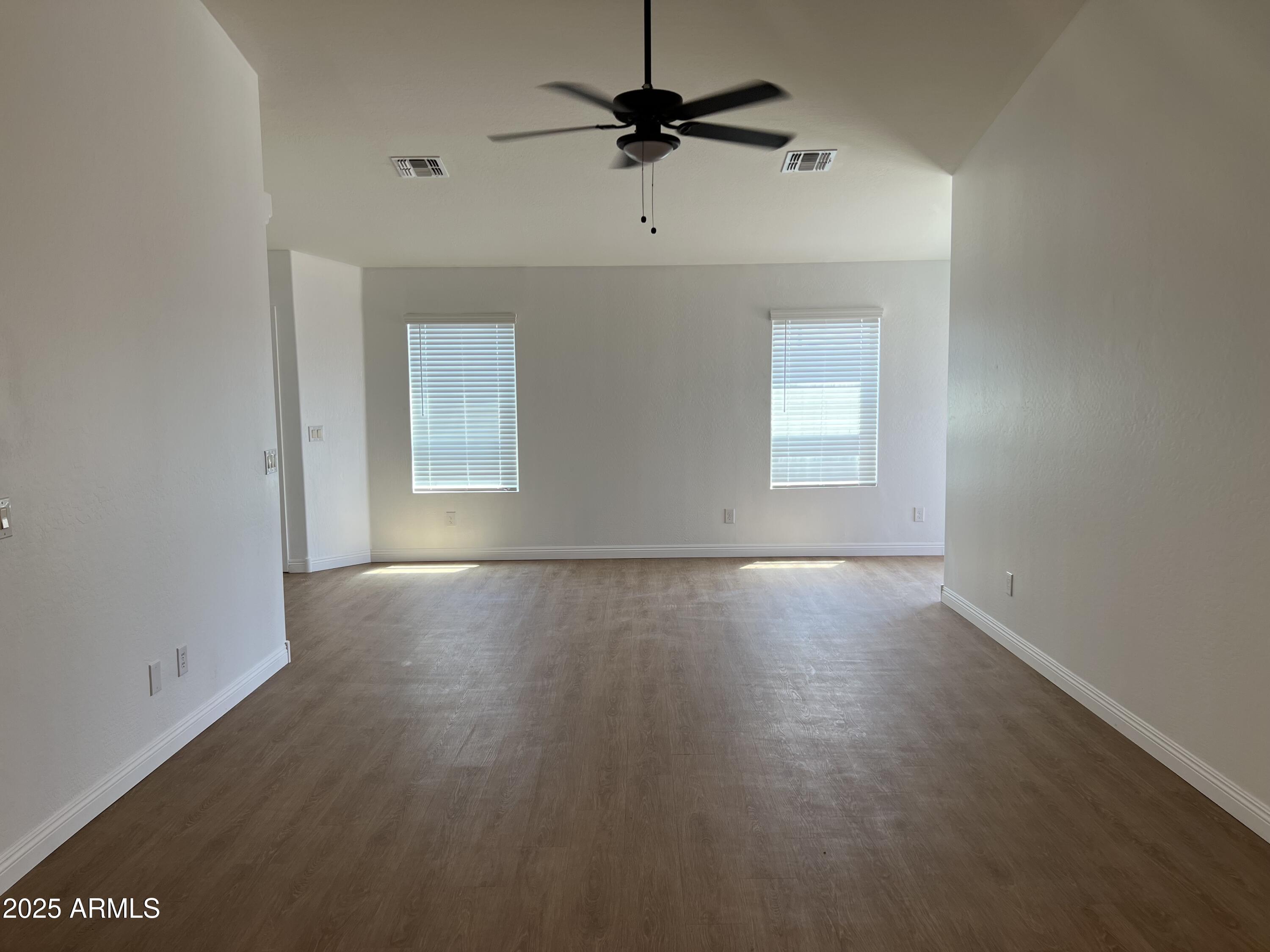 43213 West Cowpath Road Maricopa, AZ 85138 - Photo 11 of 28 IMG_2531