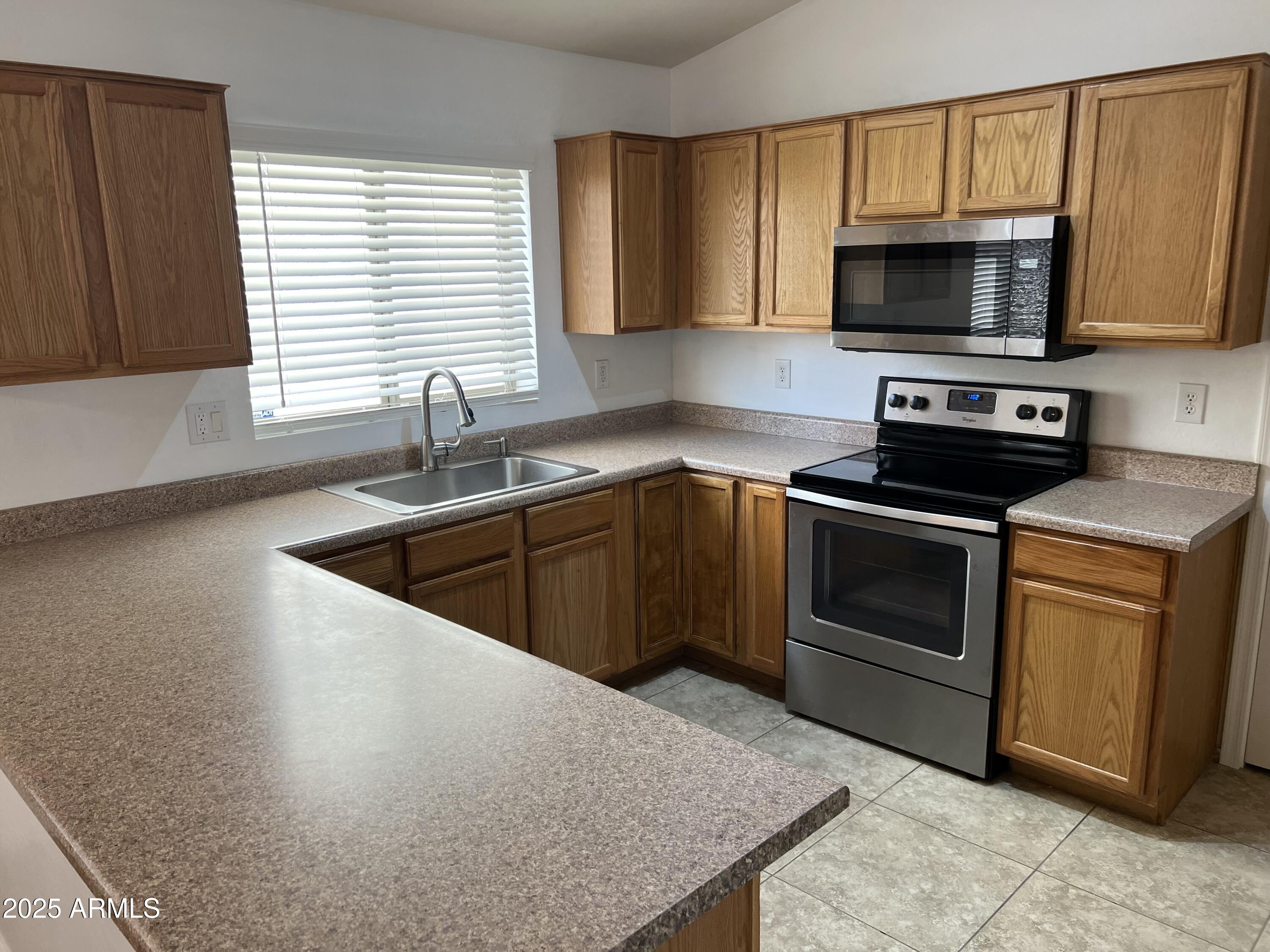 43213 West Cowpath Road Maricopa, AZ 85138 - Photo 9 of 28 IMG_2498