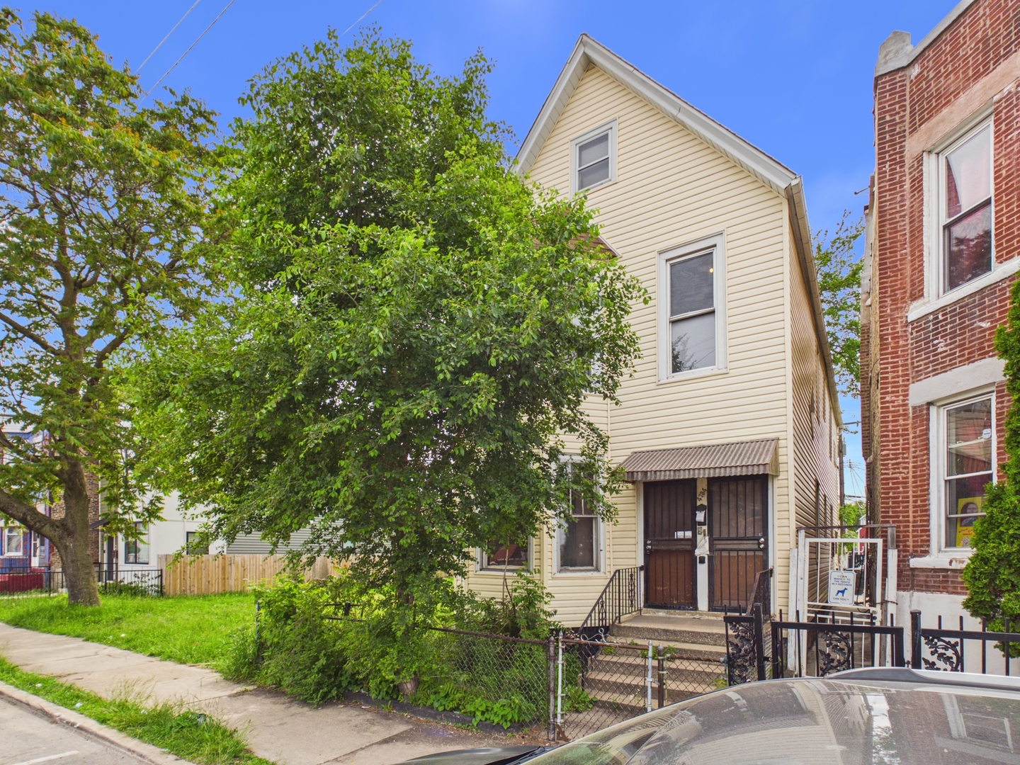 4734 South Racine Avenue Chicago, IL 60609 - Photo 3 of 32