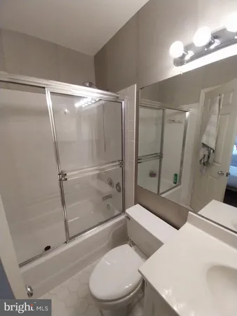 $4,300 | 3265 Sutton Place Northwest, Washington, DC 20016
