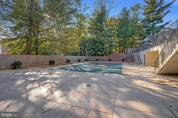 $4,300 | 3265 Sutton Place Northwest, Washington, DC 20016