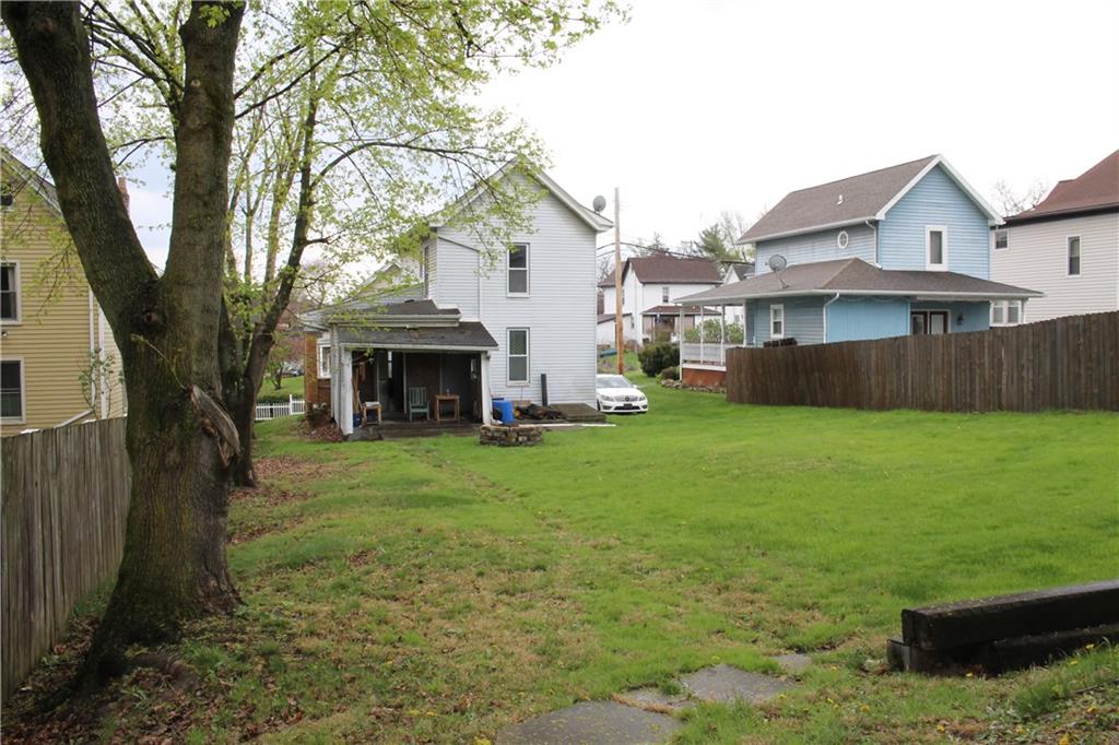 812 5th Street Rochester, PA 15074 - Photo 11 of 13 front view of a house with a yard