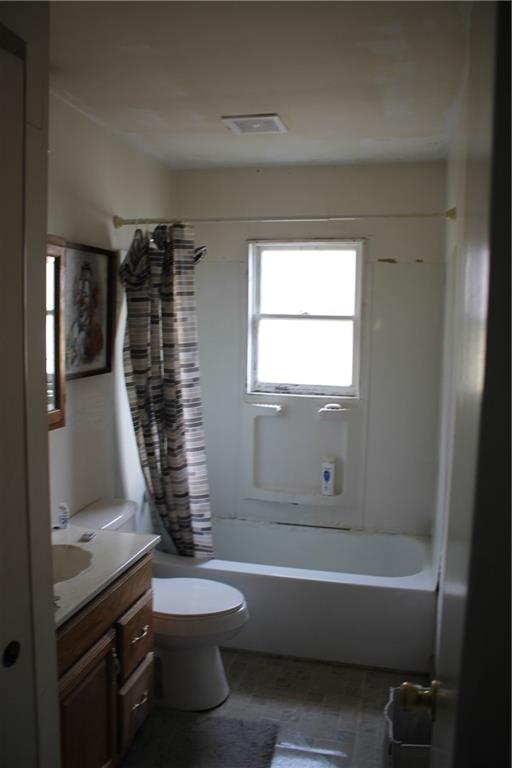 812 5th Street Rochester, PA 15074 - Photo 8 of 13 a bathroom with a sink a toilet and shower