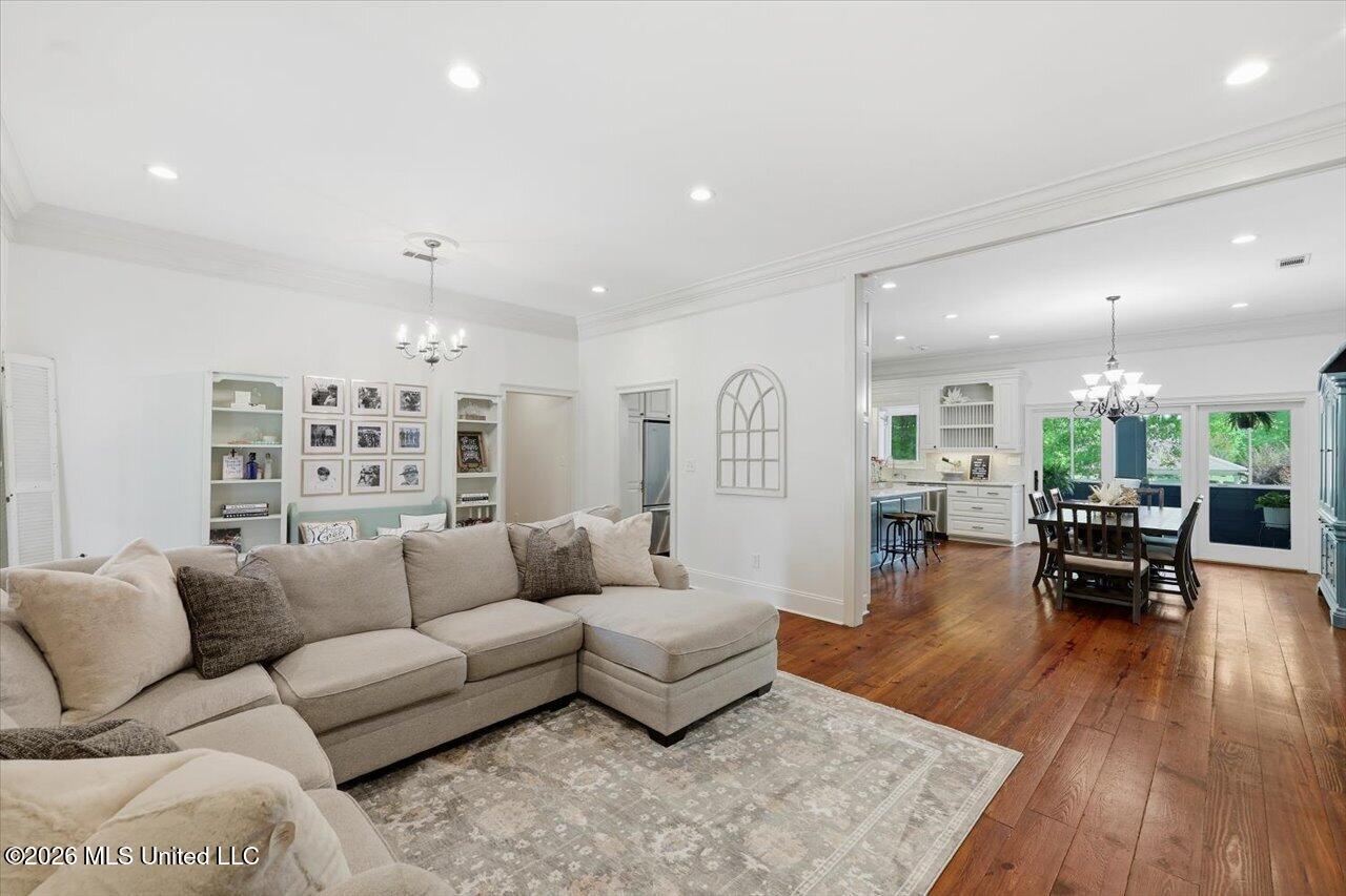 2003 Canterbury Place Brandon, MS 39042 - Photo 12 of 71 11-2003 Canterbury Pl _ Home Tours MS