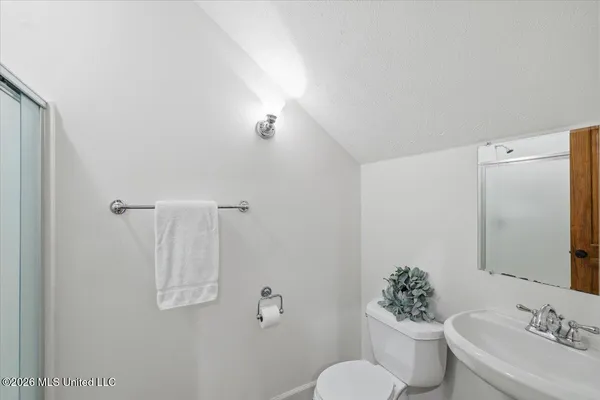 $675,000 | 2003 Canterbury Place, Brandon, MS 39042