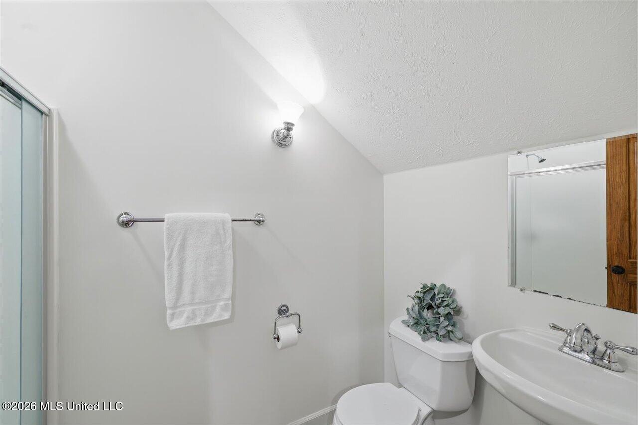 2003 Canterbury Place Brandon, MS 39042 - Photo 46 of 71 40-2003 Canterbury Pl _ Home Tours MS