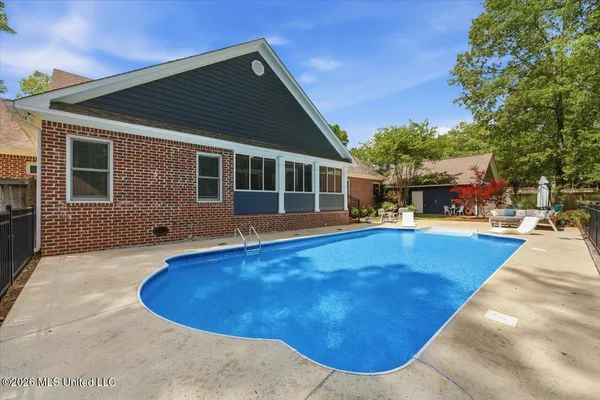 $675,000 | 2003 Canterbury Place, Brandon, MS 39042