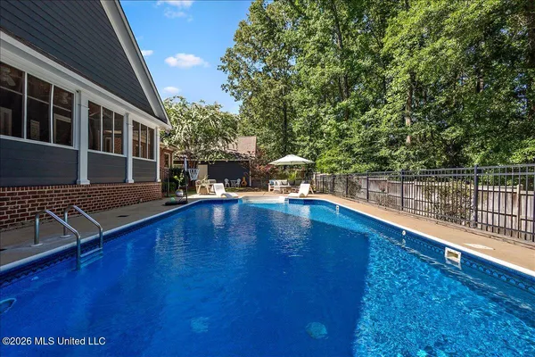 $675,000 | 2003 Canterbury Place, Brandon, MS 39042