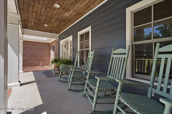 $675,000 | 2003 Canterbury Place, Brandon, MS 39042