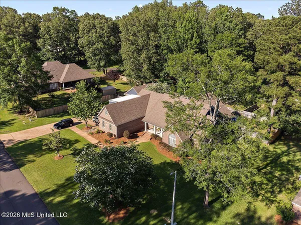 $675,000 | 2003 Canterbury Place, Brandon, MS 39042
