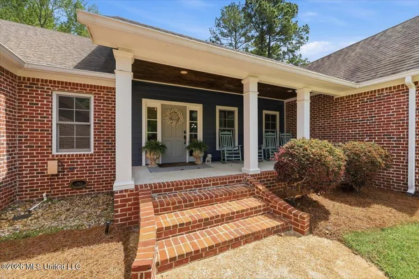$675,000 | 2003 Canterbury Place, Brandon, MS 39042