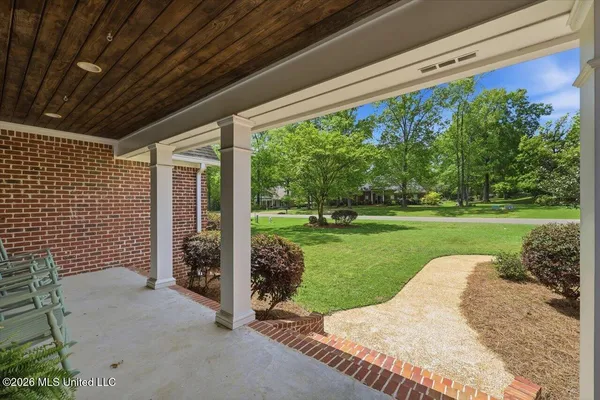 $675,000 | 2003 Canterbury Place, Brandon, MS 39042