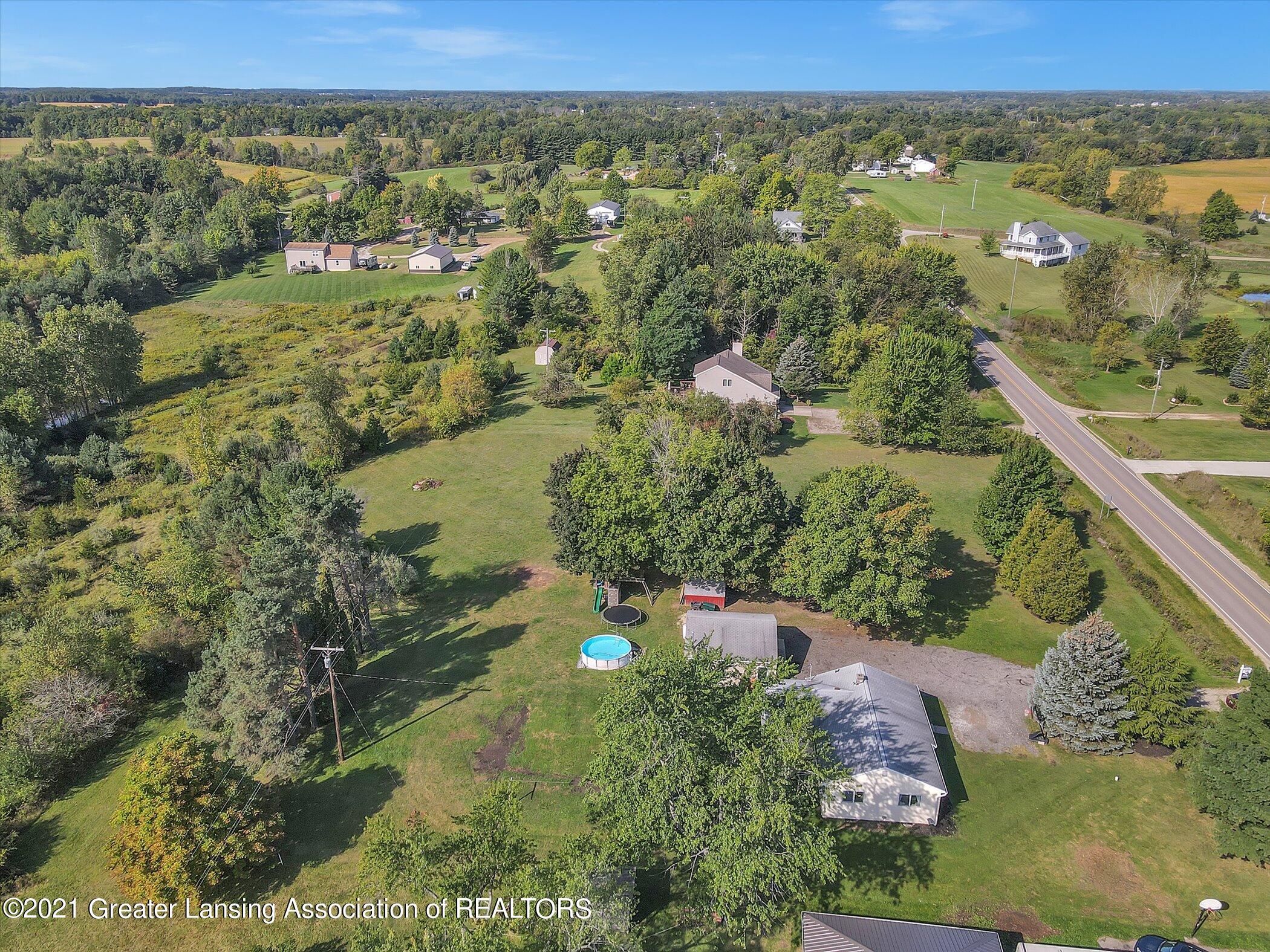 2082 East Alward Road Dewitt, MI 48820 - Photo 43 of 46 Exterior