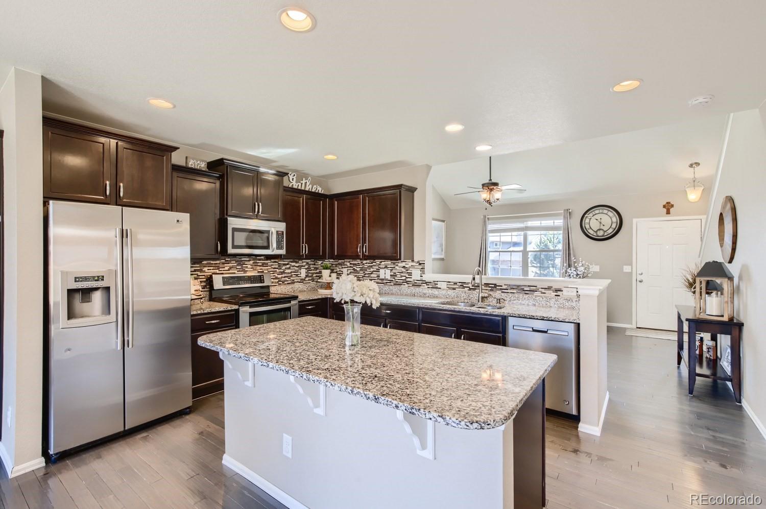 3495 Amber Sun Circle Castle Rock, CO 80108 - Photo 6 of 31