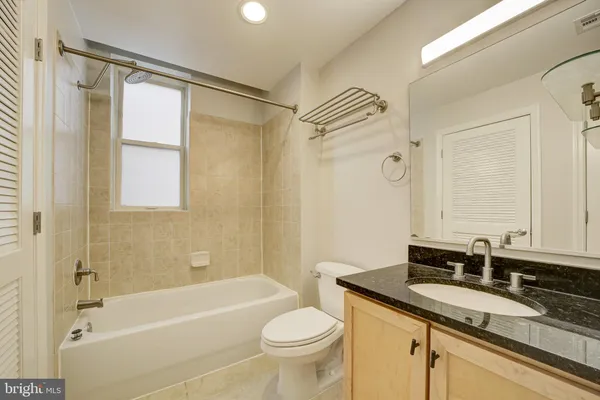 $2,300 | 2022 Flagler Place Northwest, Unit F102, Washington, DC 20001