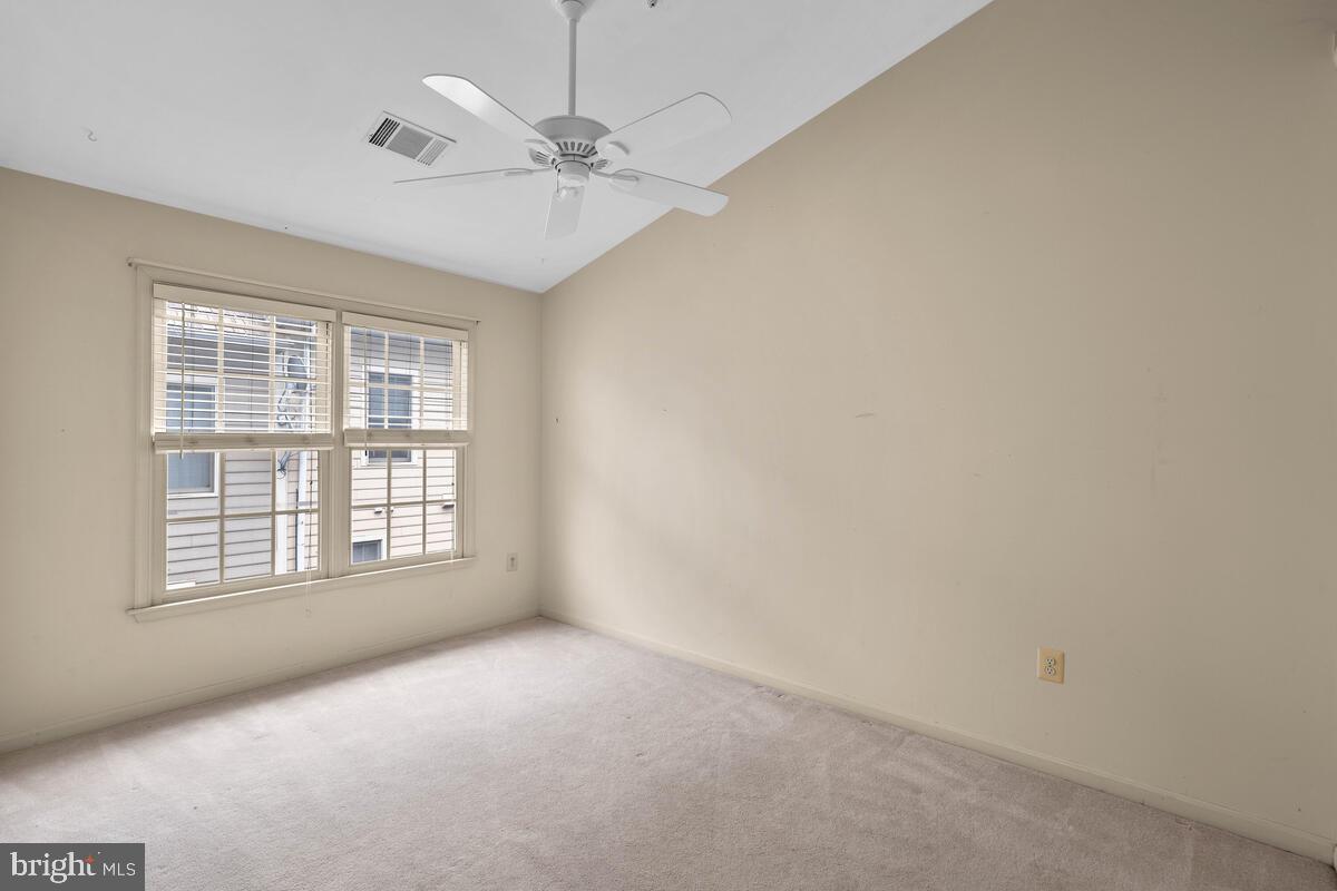 317 Ridgepoint Place Gaithersburg, MD 20878 - Photo 13 of 19