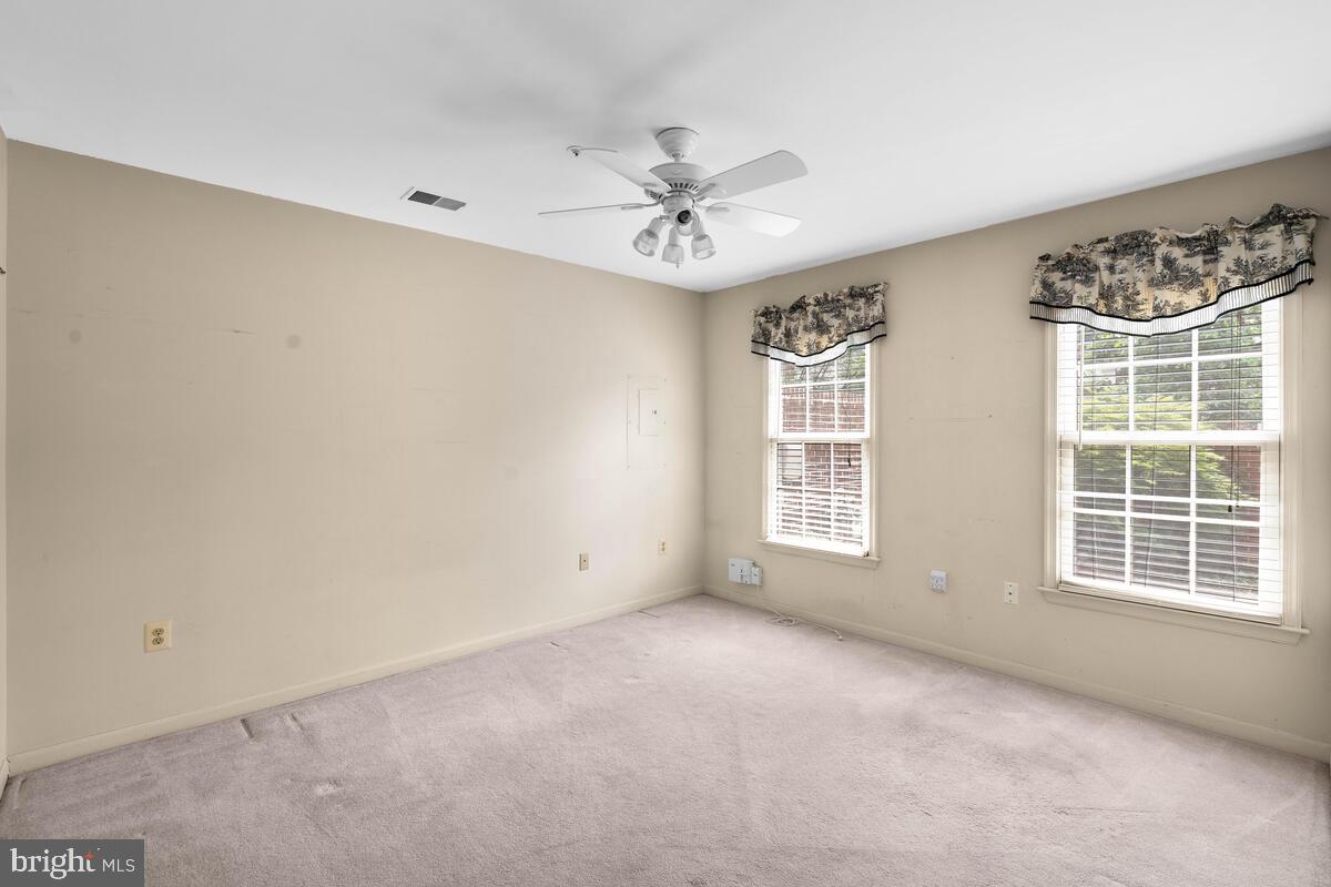 317 Ridgepoint Place Gaithersburg, MD 20878 - Photo 17 of 19