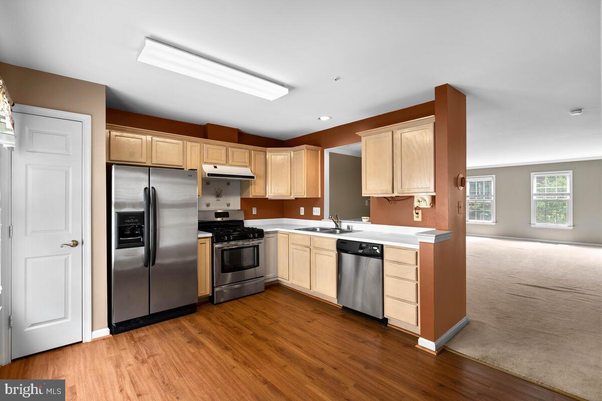 317 Ridgepoint Place Gaithersburg, MD 20878 - Photo 3 of 19