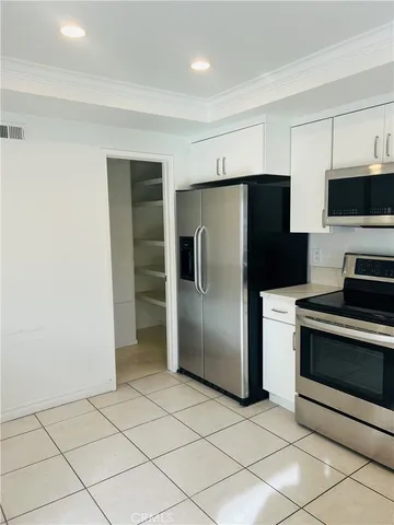 $3,500 | 9808 Via Sonoma, Cypress, CA 90630