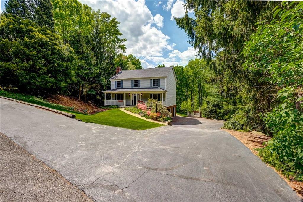137 Broadbent Road Sewickley, PA 15143 - Photo 2 of 25 Gallery Image 2