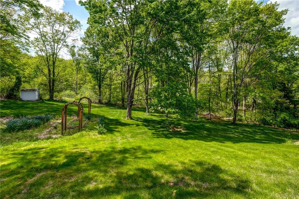 137 Broadbent Road Sewickley, PA 15143 - Photo 3 of 25 Gallery Image 3