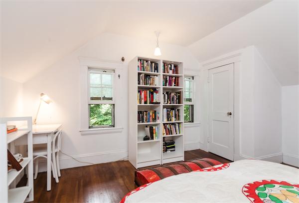 99 Ridge Avenue Newton, MA 02459 - Photo 9 of 11 Gallery Image 9