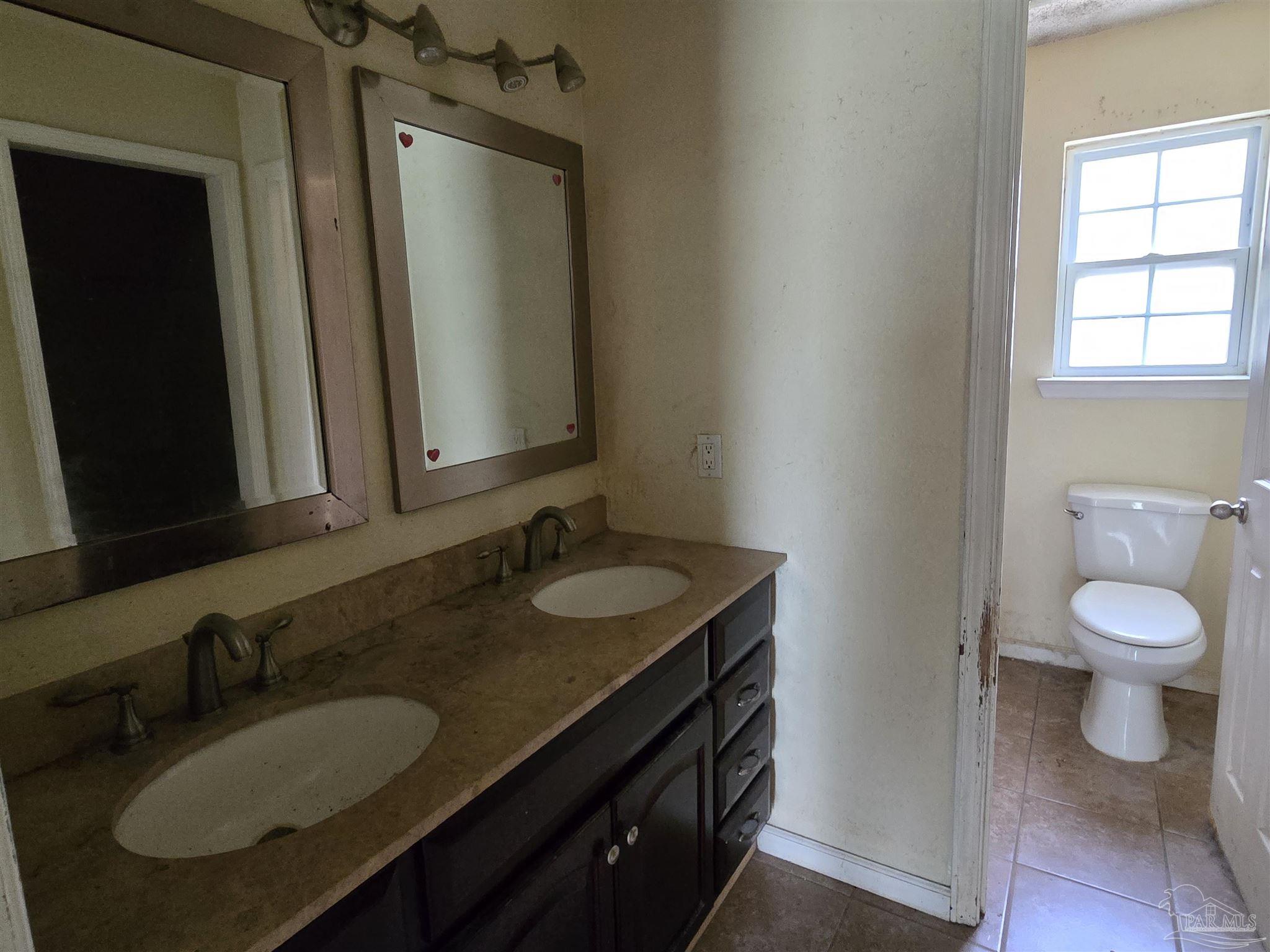 1646 Eagle Terrace Cantonment, FL 32533 - Photo 12 of 21