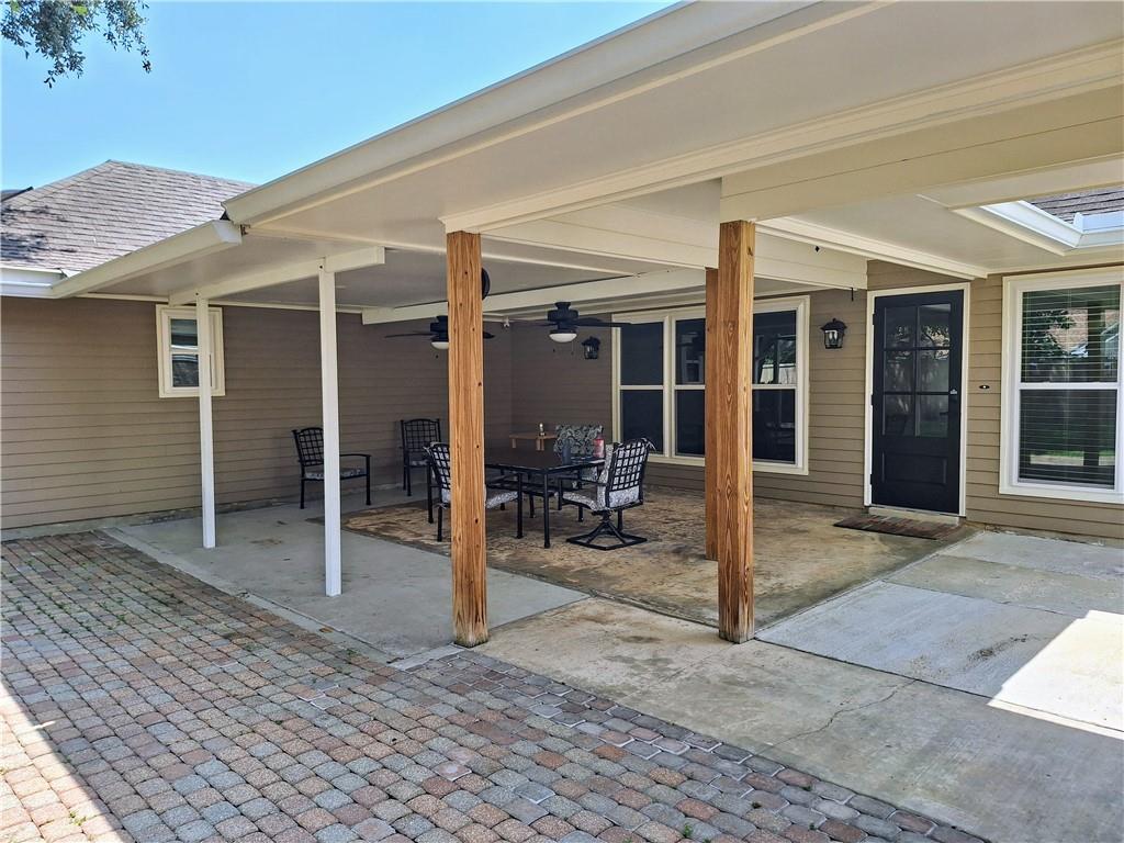 116 Cardiff Court Slidell, LA 70461 - Photo 3 of 26