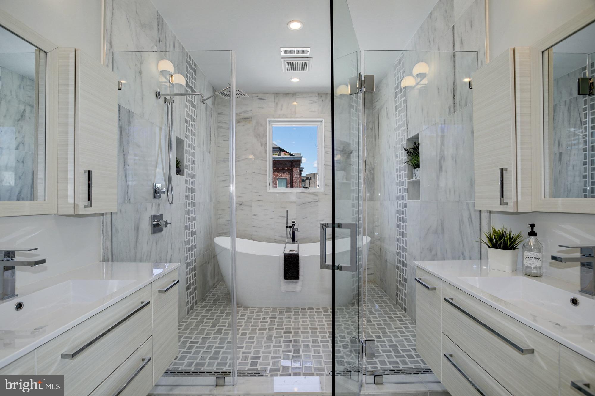 2429 Ontario Road Northwest, Unit 6 Washington, DC 20009 - Photo 17 of 29 Gallery Image 17