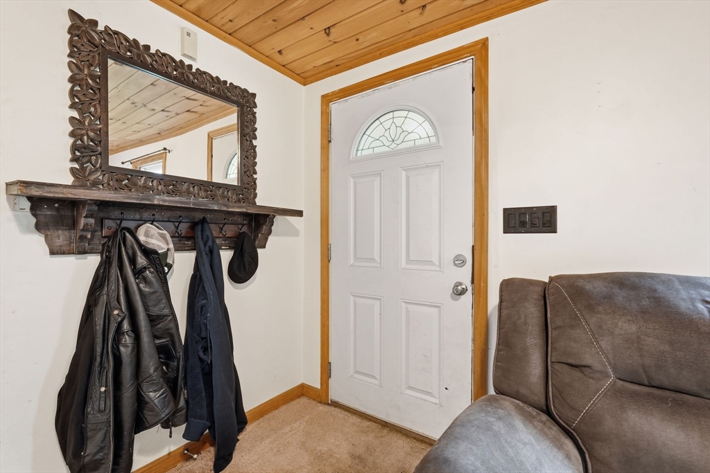 8 Shutesbury Road Amherst, MA 01002 - Photo 8 of 31